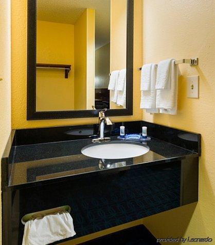 BW Allentown Bethlehem Lehigh Valley Inn & Suites Kültér fotó